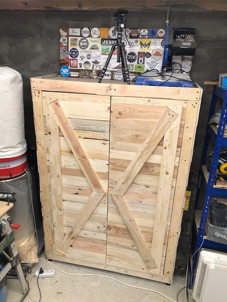 Schrank-Schwerlastregal aus Metall