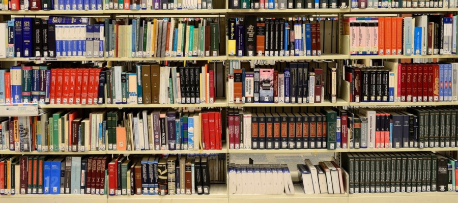 Die Ferien sind zu Ende: Metallregale für die Schule