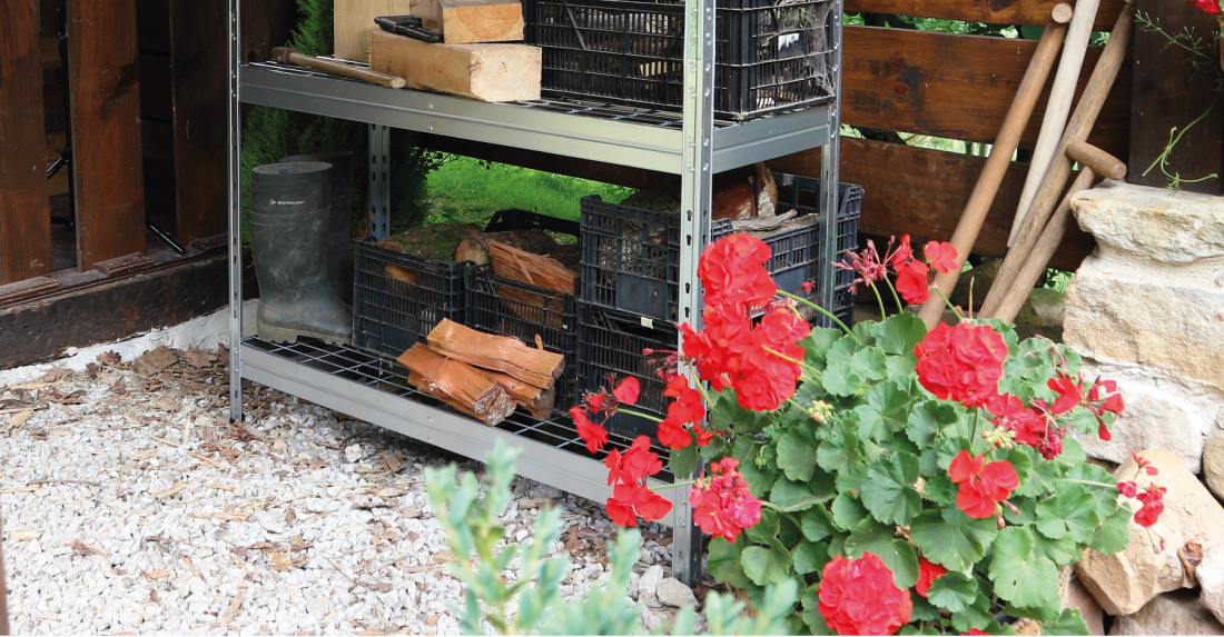 Die 15 besten Balkonpflanzen für unsere Gartenregale!